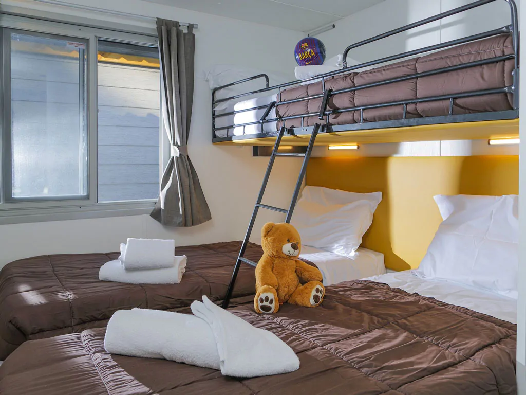 hu-fabulous-village-mobile-home-hu-stay-premium-interior-bedroom-singlebeds