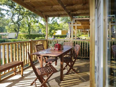 hu-montescudaio-village-mobile-home-hu-stay-premium-exterior-terrace