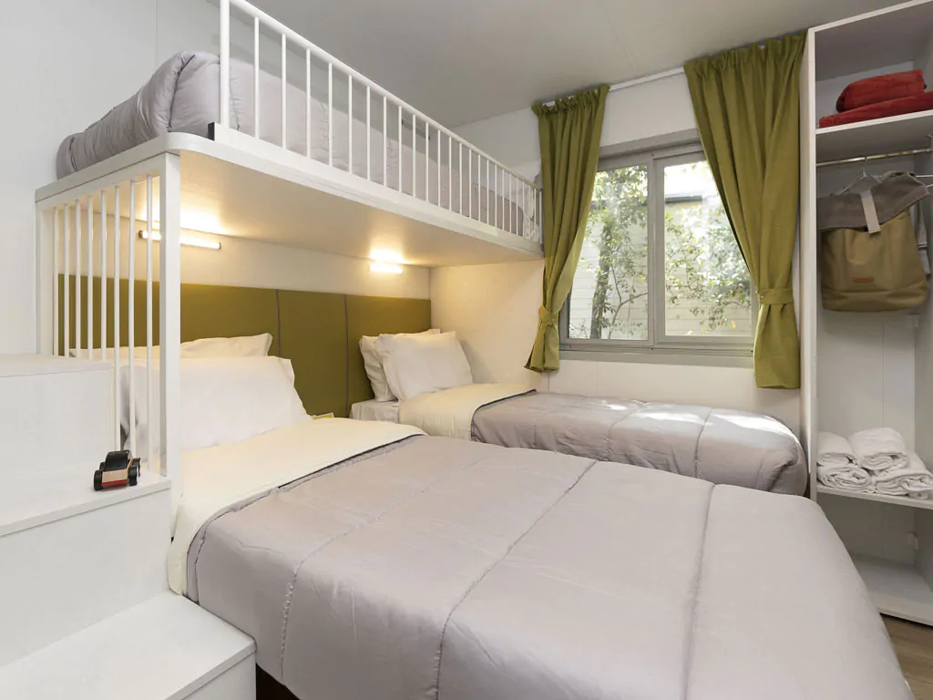 hu-park-albatros-village-mobile-home-hu-stay-smart-l-plus-interior-bedroom-bunkbed