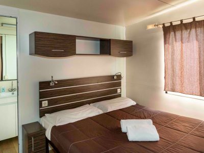 hu-venezia-camping-in-town-mobile-home-hu-stay-easy-xl-plus-interior-bedroom