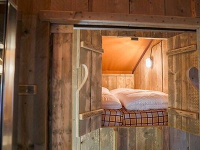 camping-mon-perin-glamping-safari-tent-superior-plus-interior-second-bedroom