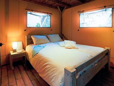 camping-val-saline-glamping-safari-tent-superior-plus-interior-bedroom