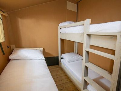 camping-valkanela-glamping-safari-tent-authentic-plus-interior-bedroom-singlebeds