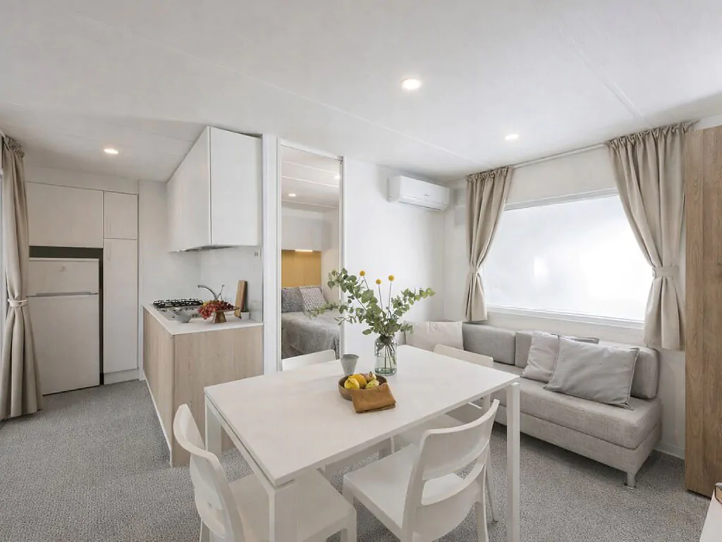 delta-open-air-resort-mobile-home-family-comfort-pet-interior-livingroom-kitchen