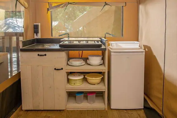 aminess-maravea-tent-authentic-kitchen1