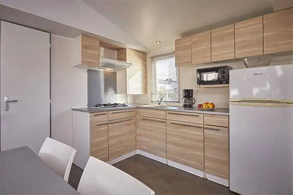 camping-lanterna-comfort-for-6-persons-interior1