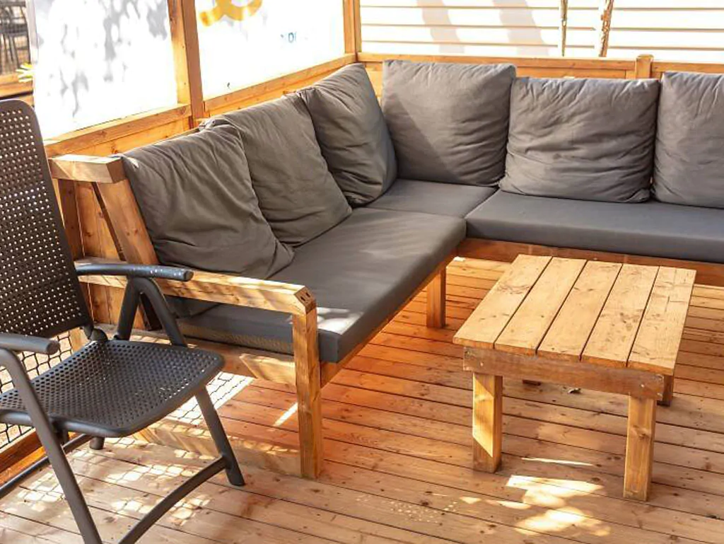 zaton-holiday-resort-mobilehome-premium-for-six-exterior-terrace